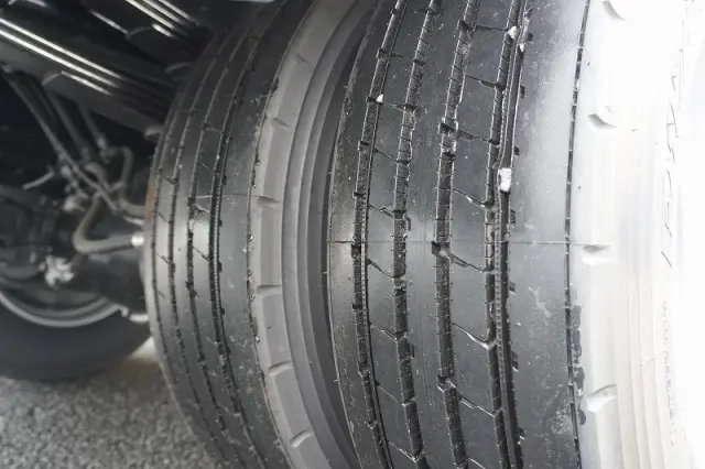 三菱 ファイター 2KG-FK62FZ(2WD)の写真12