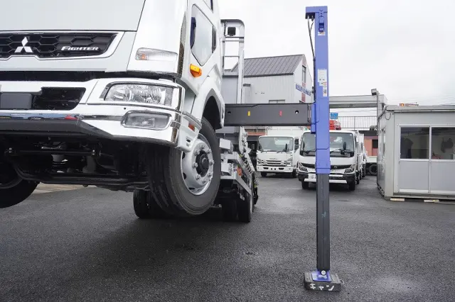 三菱 ファイター 2KG-FK62FZ(2WD)の写真14