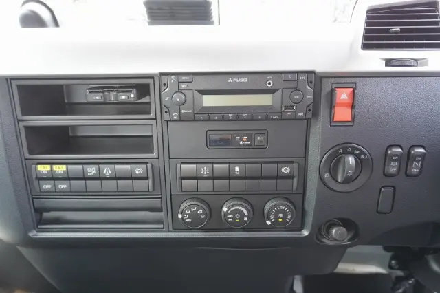 三菱 ファイター 2KG-FK62FZ(2WD)の写真31
