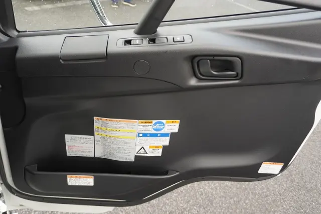 三菱 ファイター 2KG-FK62FZ(2WD)の写真33