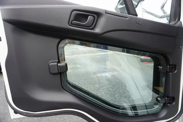 三菱 ファイター 2KG-FK62FZ(2WD)の写真36