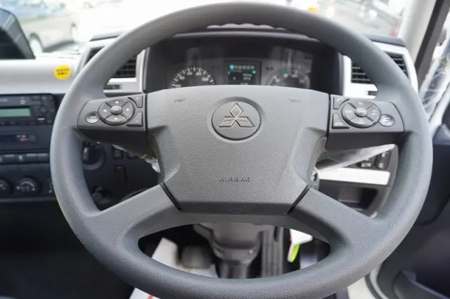 三菱 ファイター 2KG-FK62FZ(2WD)の写真32