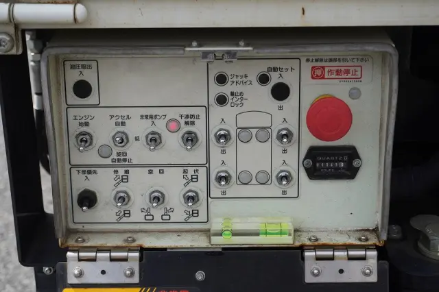 いすゞ エルフ TPG-NKR85AN(2WD)の写真31