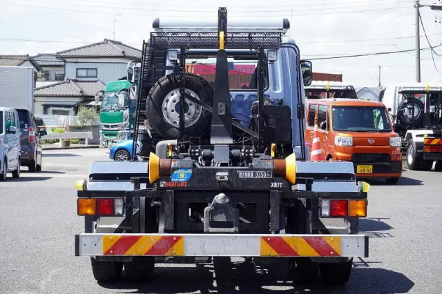 三菱 ファイター 2KG-FK72F(2WD)の写真4