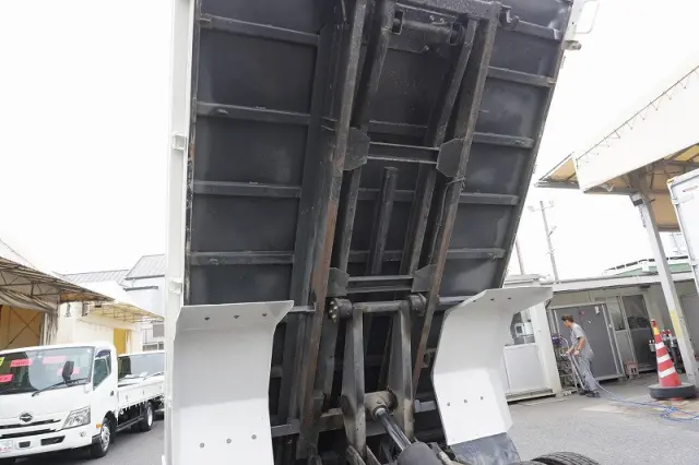 日野 デュトロ TKG-XZU700X(2WD)の写真28