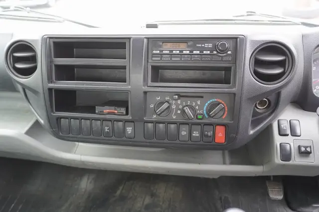 日野 デュトロ TKG-XZU700X(2WD)の写真31