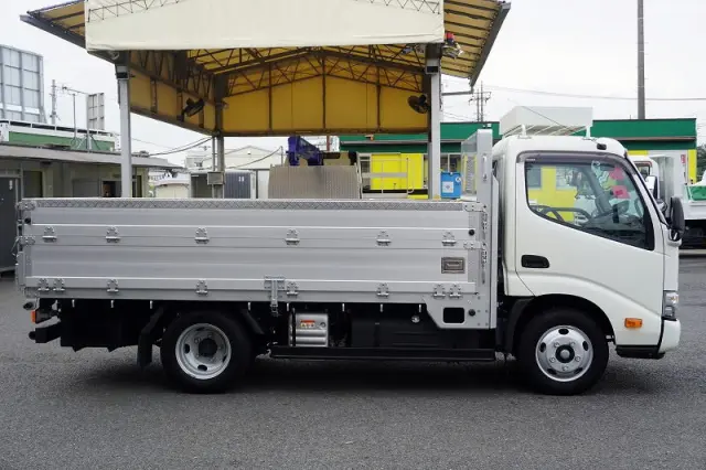 トヨタ ダイナ 2RG-XZU645(2WD)の写真5