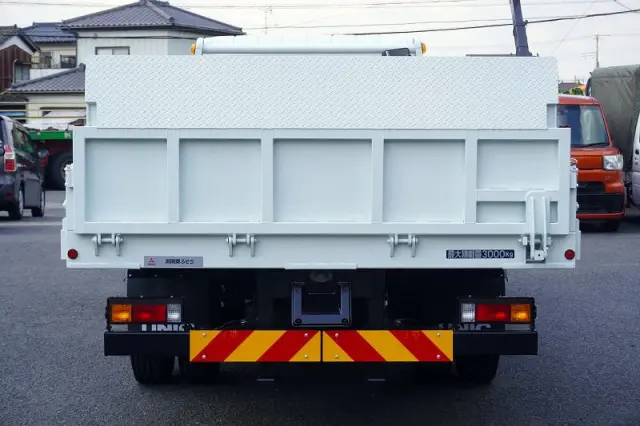 三菱 キャンター 2RG-FEB80(2WD)の写真4