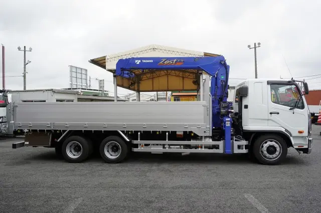 三菱 ファイター 2DG-FQ62F(6x4)の写真5