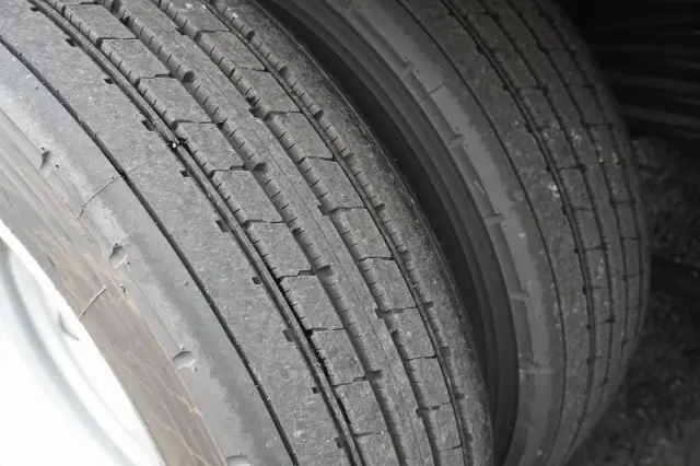 三菱 ファイター 2DG-FQ62F(6x4)の写真10