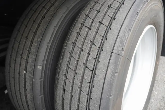 三菱 ファイター 2DG-FQ62F(6x4)の写真11