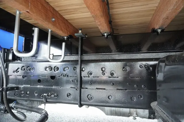 三菱 ファイター 2DG-FQ62F(6x4)の写真13