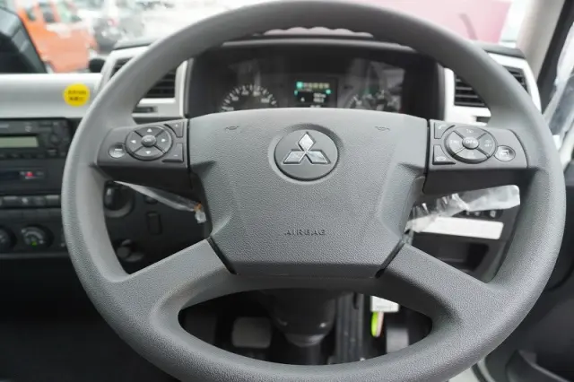 三菱 ファイター 2DG-FQ62F(6x4)の写真35