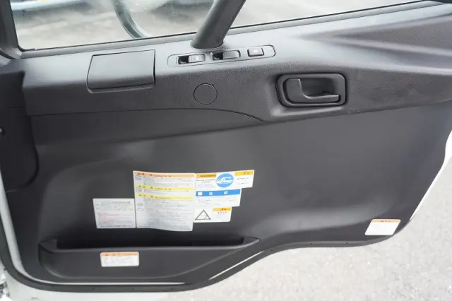 三菱 ファイター 2DG-FQ62F(6x4)の写真41