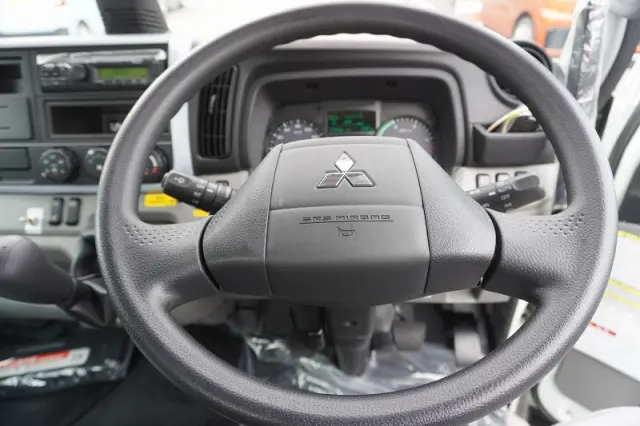 三菱 キャンター 2RG-FBA60(2WD)の写真29