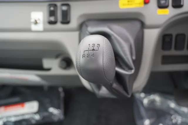 三菱 キャンター 2RG-FBA60(2WD)の写真30