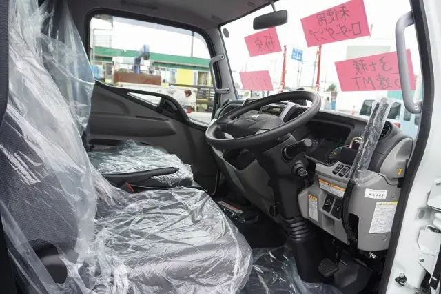 三菱 キャンター 2RG-FBA60(2WD)の写真35