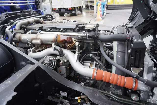 三菱 ファイター 2KG-FK62FZ(2WD)の写真15