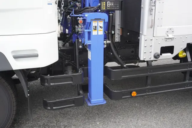 三菱 ファイター 2KG-FK62FZ(2WD)の写真23