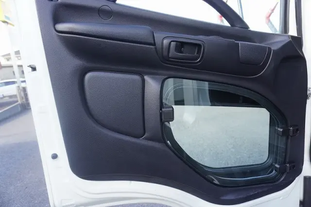 日野 レンジャー TKG-FC9JCAP(2WD)の写真42