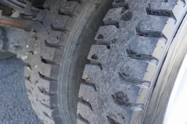 いすゞ フォワード 2PG-FRR90S2(2WD)の写真11