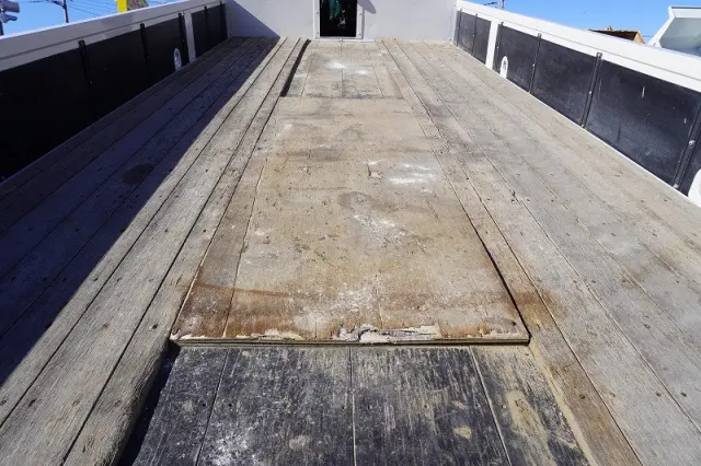 いすゞ フォワード 2PG-FRR90S2(2WD)の写真16