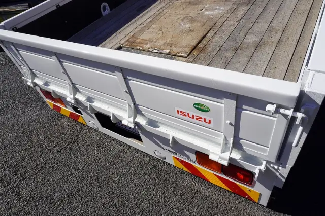 いすゞ フォワード 2PG-FRR90S2(2WD)の写真18