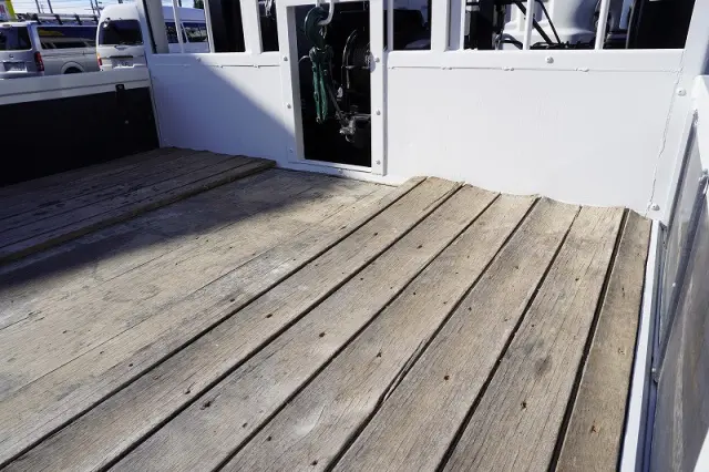 いすゞ フォワード 2PG-FRR90S2(2WD)の写真23