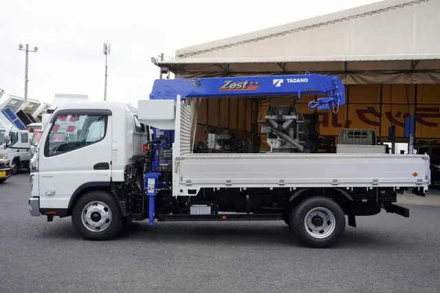 三菱 キャンター 2PG-FEB80(2WD)の写真3