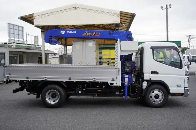 三菱 キャンター 2PG-FEB80(2WD)の写真5