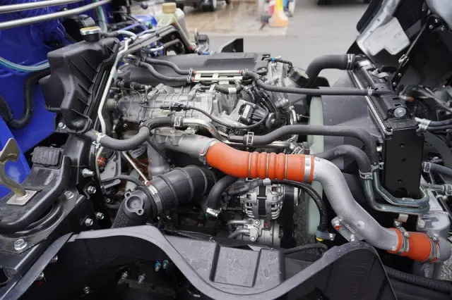 三菱 キャンター 2PG-FEB80(2WD)の写真14