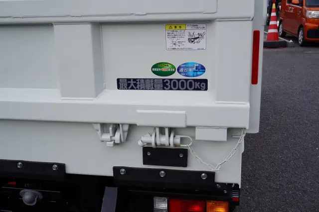 三菱 キャンター 2RG-FBA60(2WD)の写真24