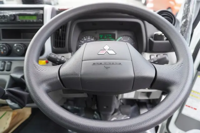 三菱 キャンター 2RG-FBA60(2WD)の写真29
