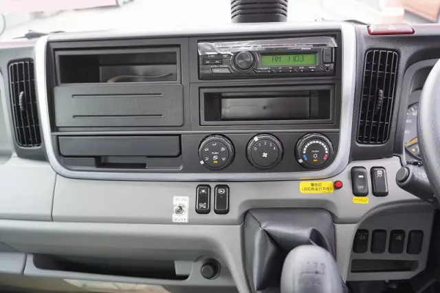 三菱 キャンター 2RG-FBA60(2WD)の写真31