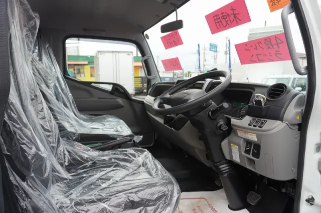 三菱 キャンター 2PG-FEB80(2WD)の写真36