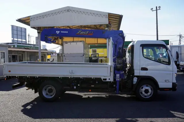 三菱 キャンター 2PG-FEB80(2WD)の写真5