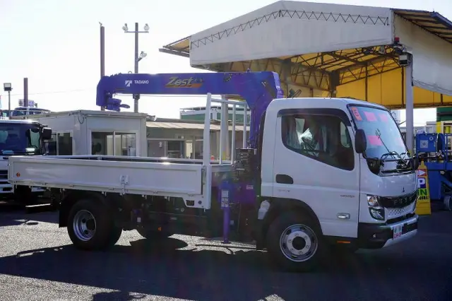 三菱 キャンター 2PG-FEB80(2WD)の写真6