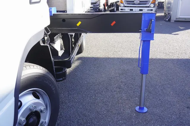 三菱 キャンター 2PG-FEB80(2WD)の写真25