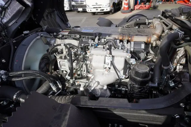 三菱 ファイター 2KG-FK62FZ(2WD)の写真14