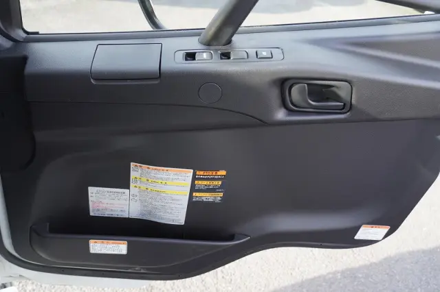 三菱 ファイター 2KG-FK62FZ(2WD)の写真37