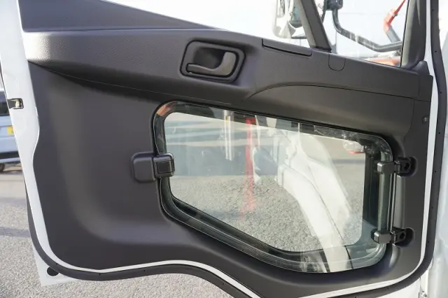 三菱 ファイター 2KG-FK62FZ(2WD)の写真42
