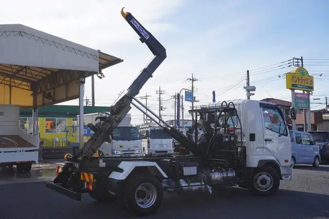 三菱 ファイター 2KG-FK72F(2WD)の写真21