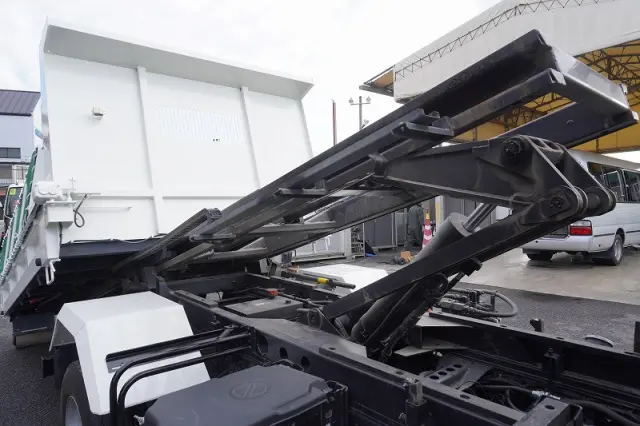 日野 レンジャー 2KG-FC2ABA(2WD)の写真22