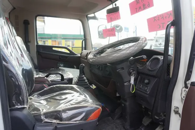 日野 レンジャー 2KG-FC2ABA(2WD)の写真38