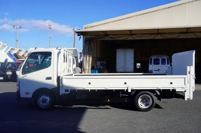 日野 デュトロ TKG-XZC710M(2WD)の写真3