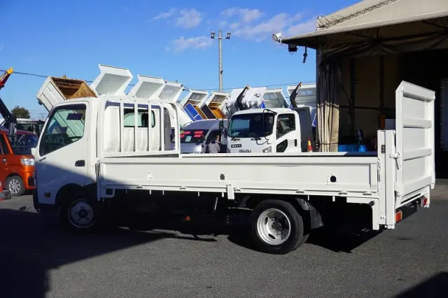 日野 デュトロ TKG-XZC710M(2WD)の写真7