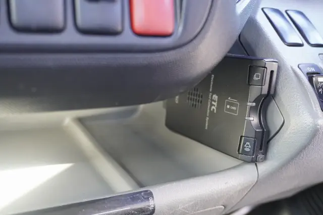 日野 デュトロ TKG-XZC710M(2WD)の写真31