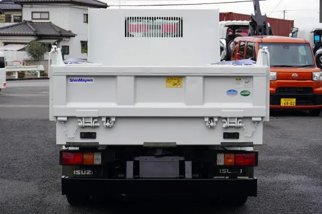 いすゞ エルフ TPG-NKR85AN(2WD)の写真4