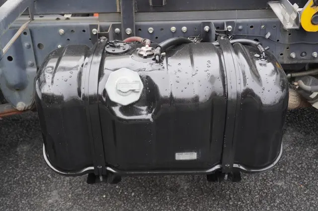 いすゞ エルフ TPG-NKR85AN(2WD)の写真21