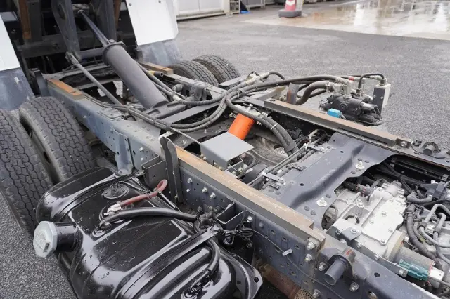 いすゞ エルフ TPG-NKR85AN(2WD)の写真29